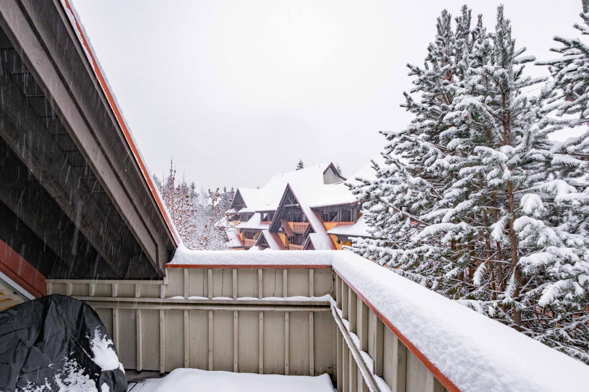 Sunpath By Outpost Whistler Villa Exterior foto